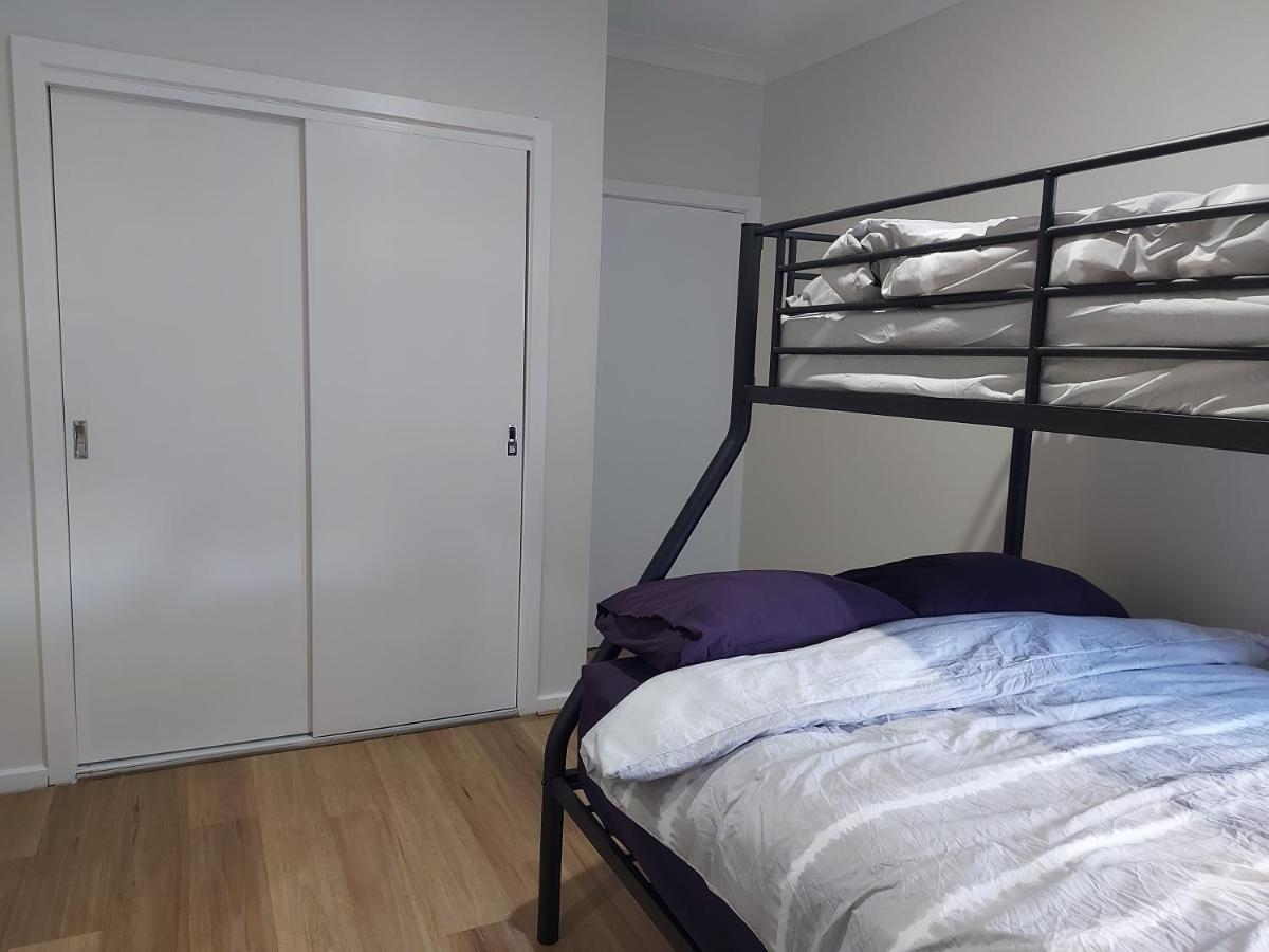 Maruve Guesthouse 12 Min From Melb Airport Melbourne Exterior foto